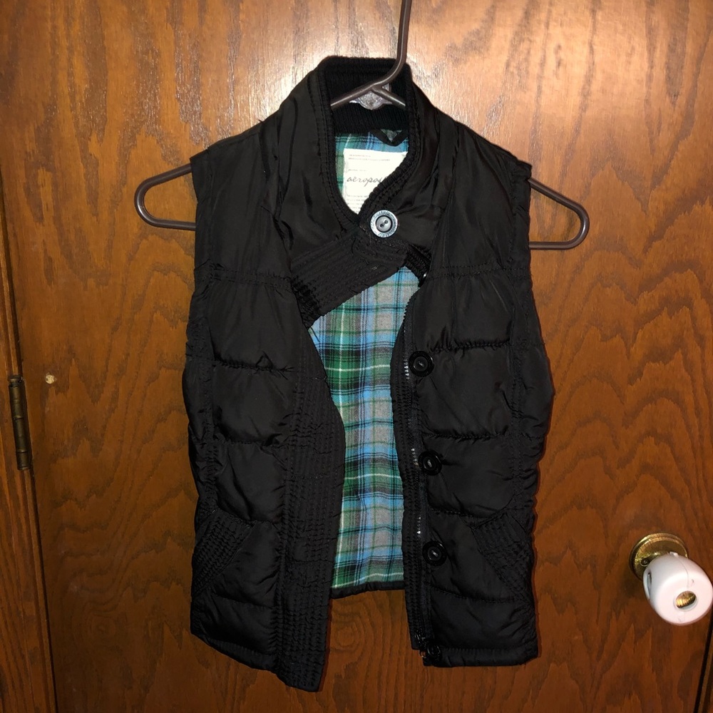 Aeropostale vest